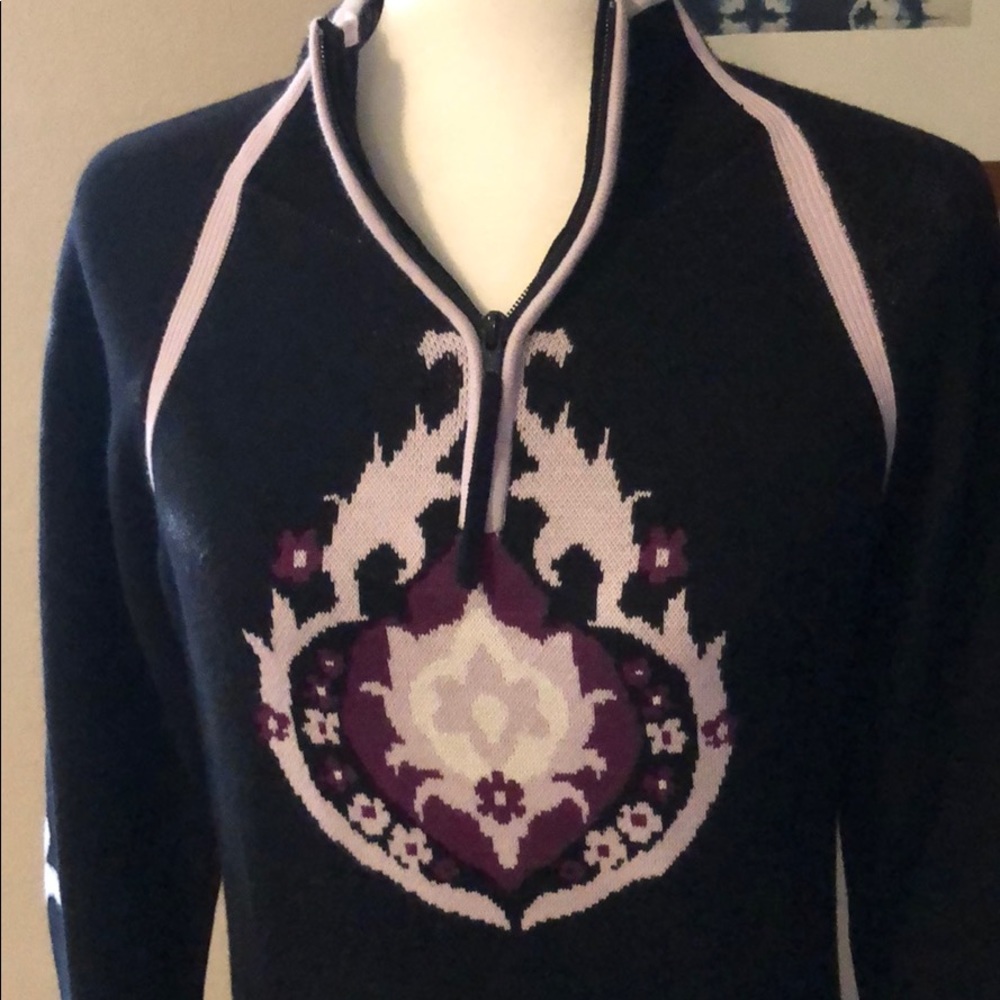 Athleta knit patterned sweater